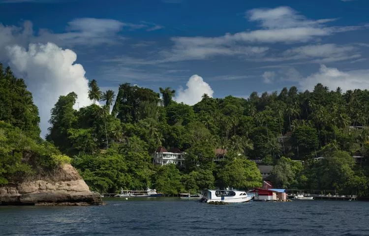 Lembeh Strait